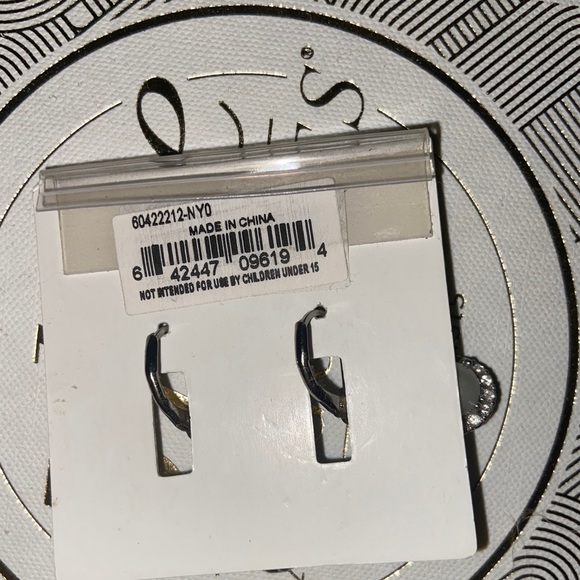 Marchesa Pearl Drop Earrings - Picture 3 of 4